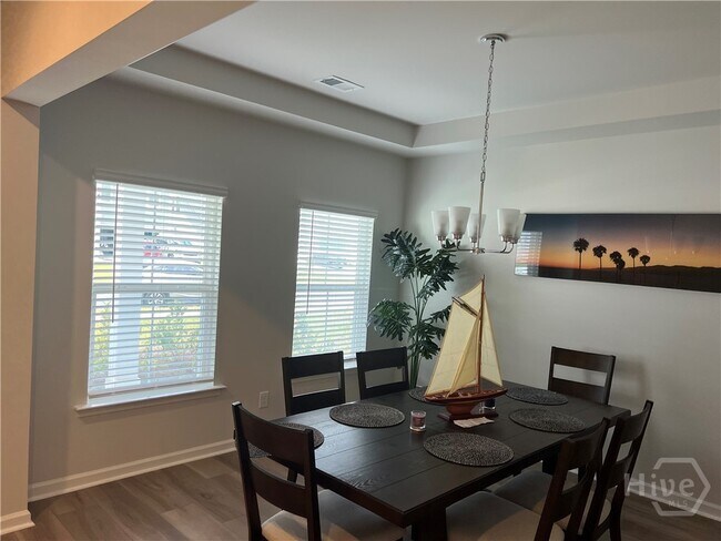 Foto del edificio - 109 Binscombe Ln