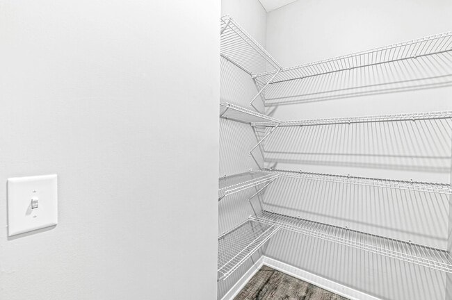 Building Photo - 260 N 10th St