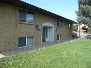 Building Photo - 1409 Utah St