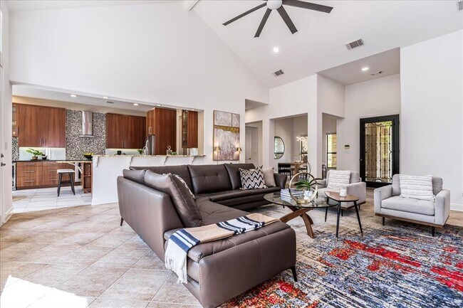 Foto del edificio - 37 Autumn Oaks Dr