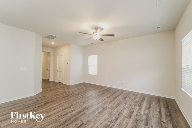 Building Photo - 6327 Mosley Glen Dr