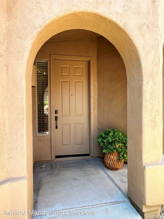 Building Photo - 3 br, 2 bath House - 10248 E Hillery Drive