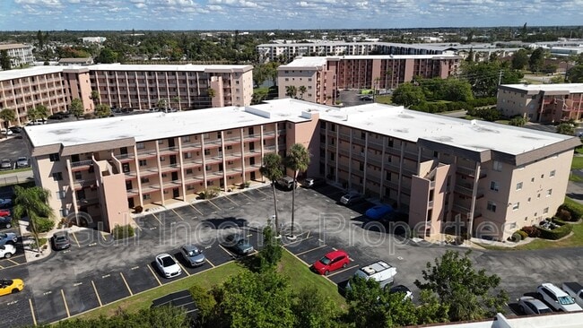 Photo - 4121 Heron Way Apartment