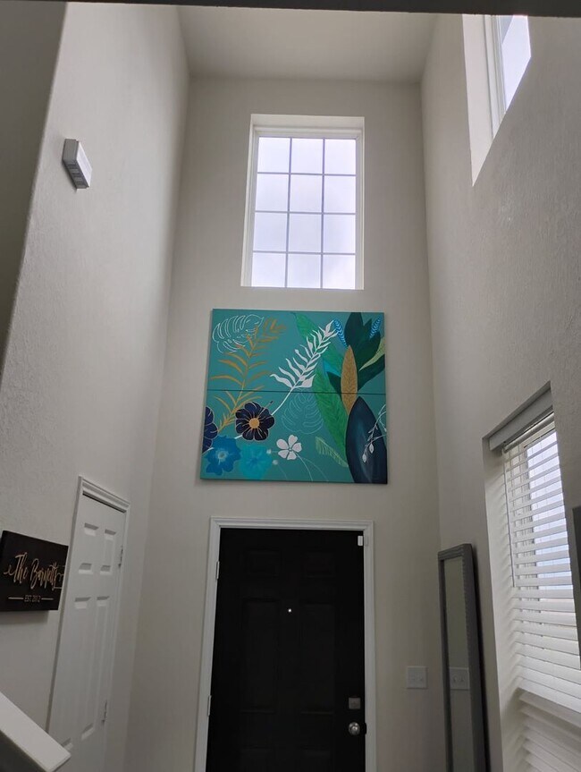 Building Photo - 3bed/2.5bath House For Lease! Available NO...