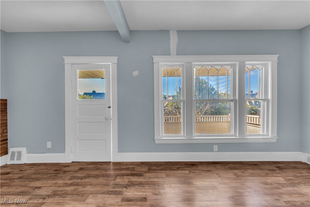 1289 W 115th St Cleveland, OH 44102 – photo 5