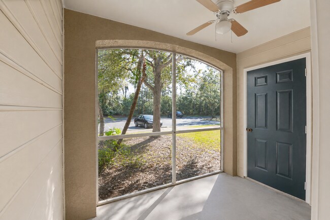 Building Photo - 7428 Vista Way