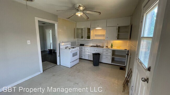 Foto del edificio - 2 br, 1 bath House - 620 S. 13th St