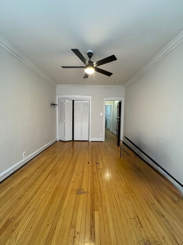 Foto del edificio - 7667 N Sheridan Rd