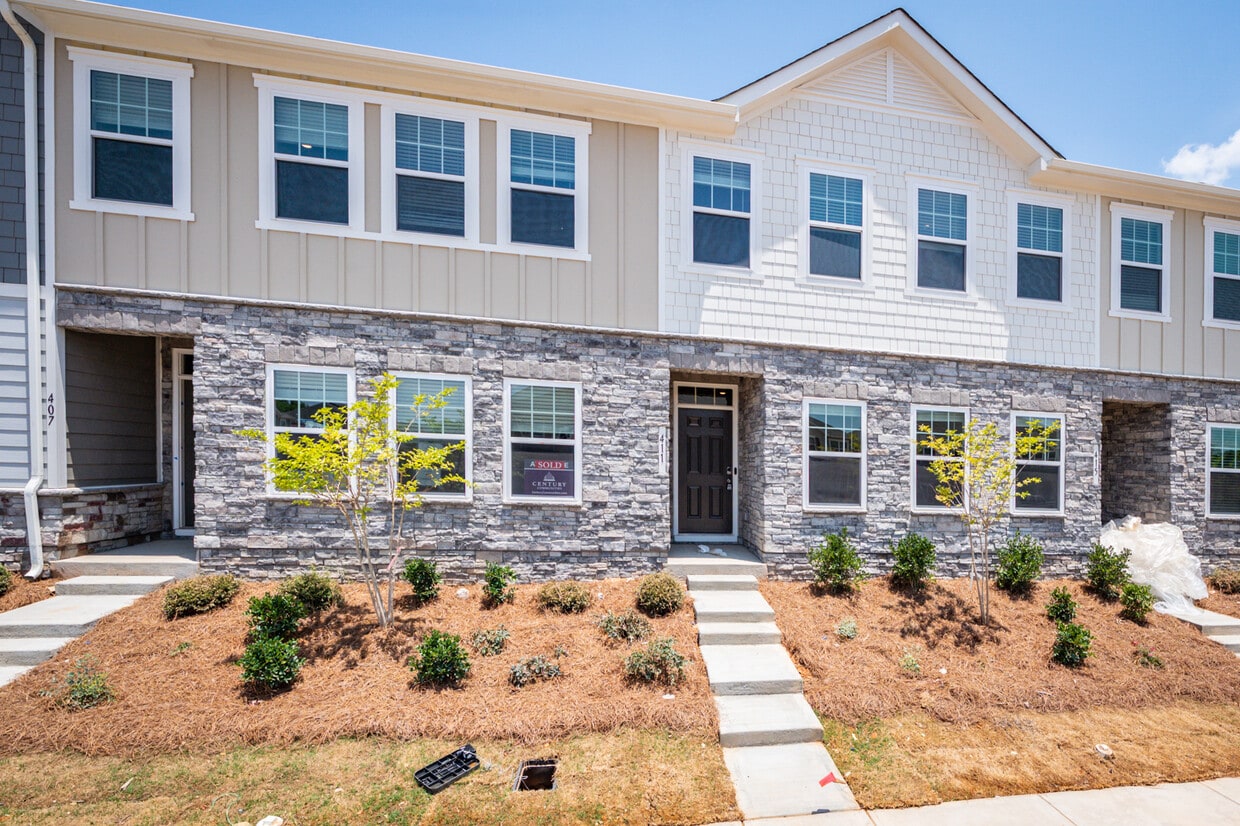 411 Wescott St, Indian Trail, NC 28079 Townhome Rentals in Indian Trail NC