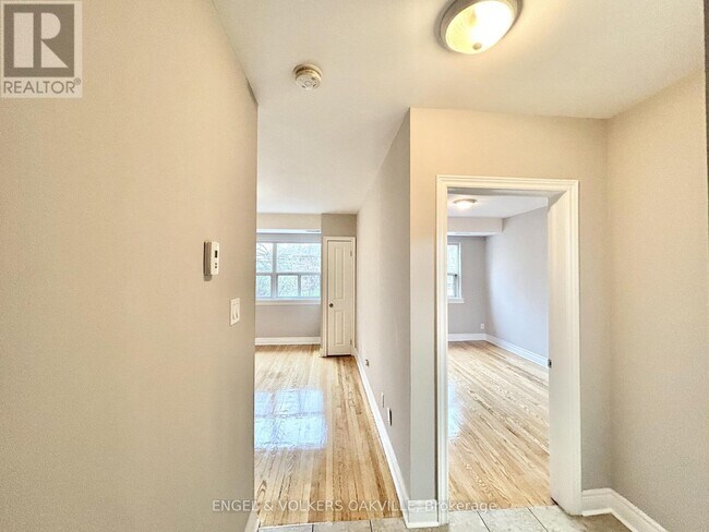 Photo du bâtiment - 90 Twenty Fifth St
