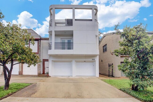 Building Photo - 3023 Bissonnet St