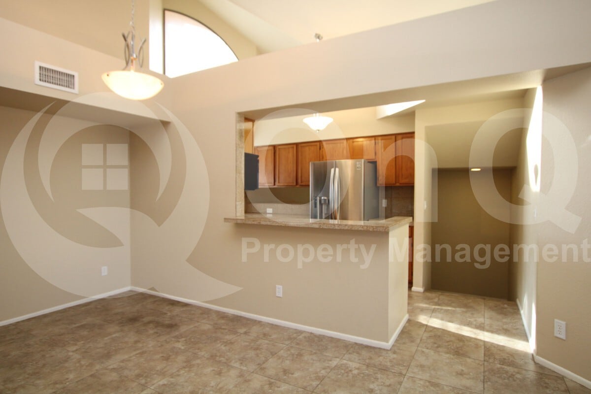 Foto principal - 1800 W Elliot Rd