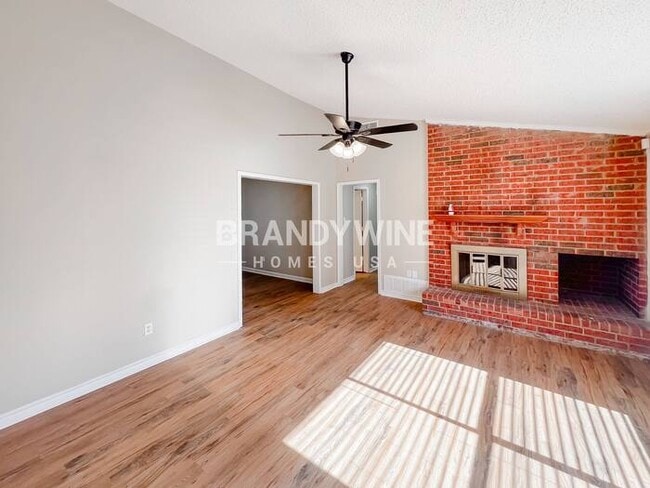 Building Photo - 5505 Key Bend