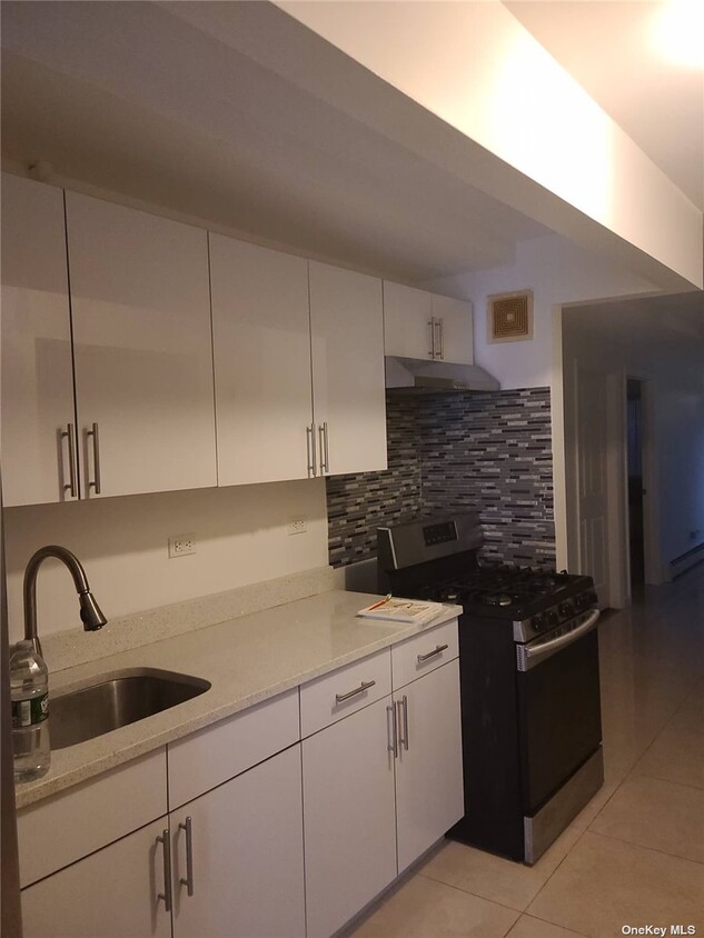 Foto principal - 165-27-127 Baisley Blvd