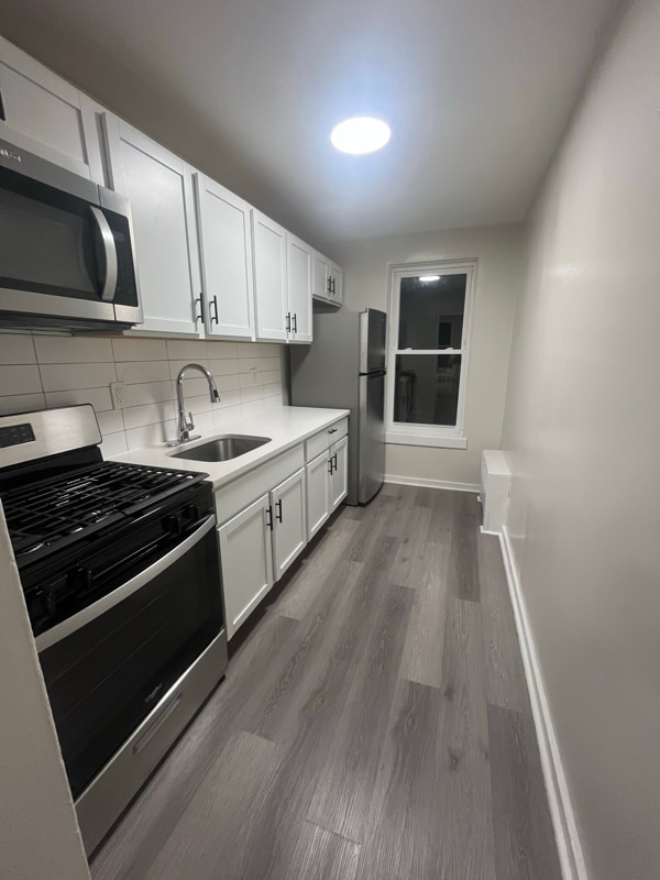 Building Photo - 676 Park Ave
