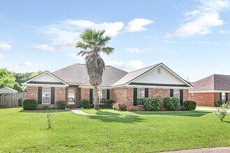 Building Photo - 7130 Haleys Way