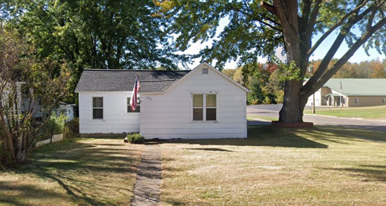Foto principal - 220 N 2nd St