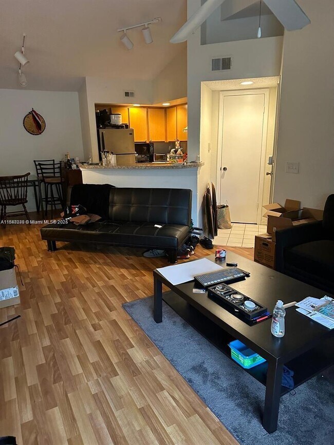 Foto del edificio - 12980 Vista Isles Dr