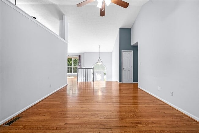 Foto del edificio - 3075 Dogwood Creek Pkwy NW