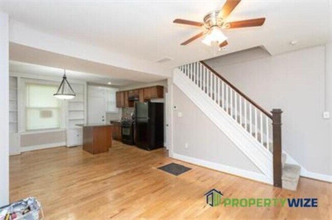 Building Photo - 3216 Elmley Ave