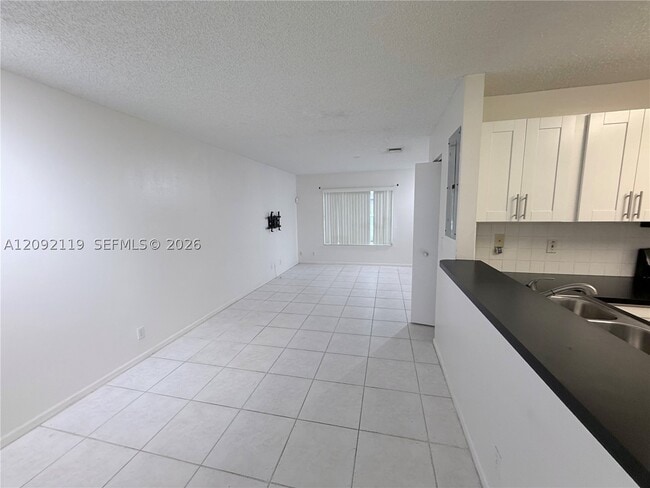 Building Photo - 4776 SW 13th Pl