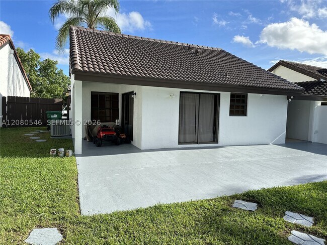Foto del edificio - 6641 SW 127th Path