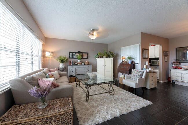 Foto del edificio - 83 Mansfield B