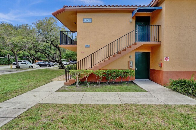 Foto del edificio - 3 BED/2BATH
