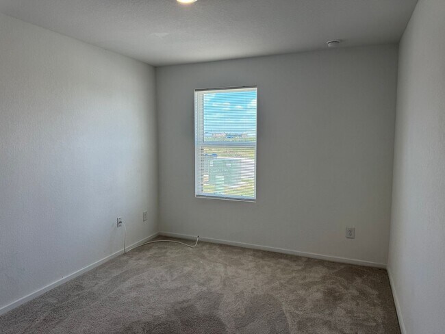 Foto del edificio - 12931 Kathleen St