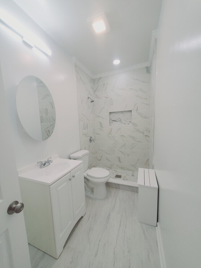 Building Photo - 24 High St