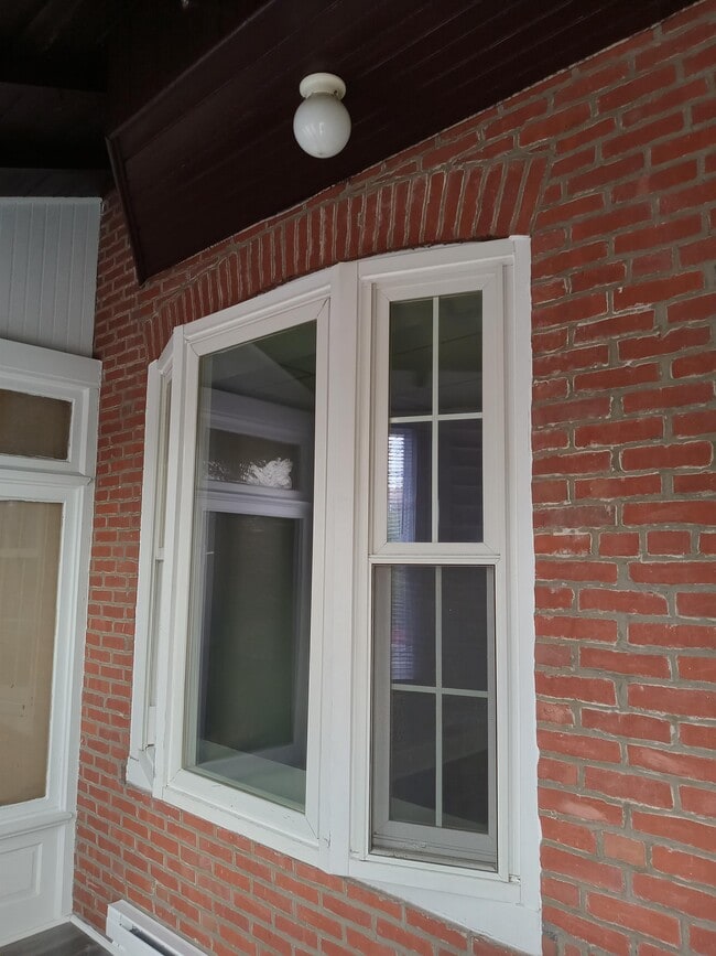 Photo - 211 E 13th St House