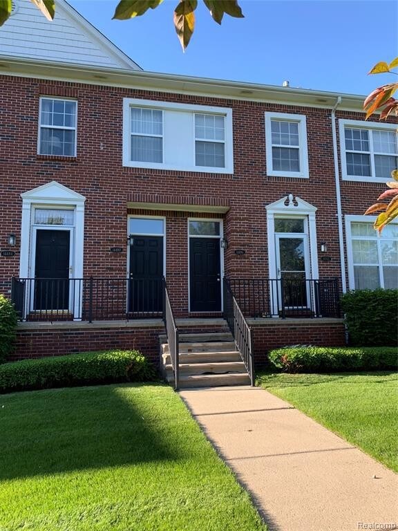 Building Photo - 14496 Vauxhall Dr