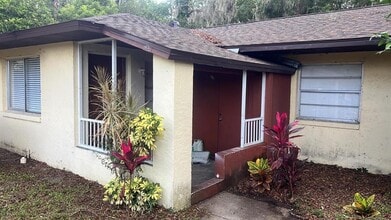 Building Photo - 953 Monroe Ct