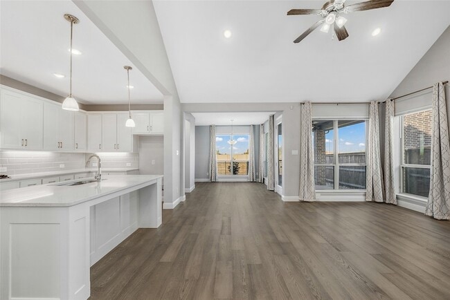 Photo - 3813 Brinkley Dr House