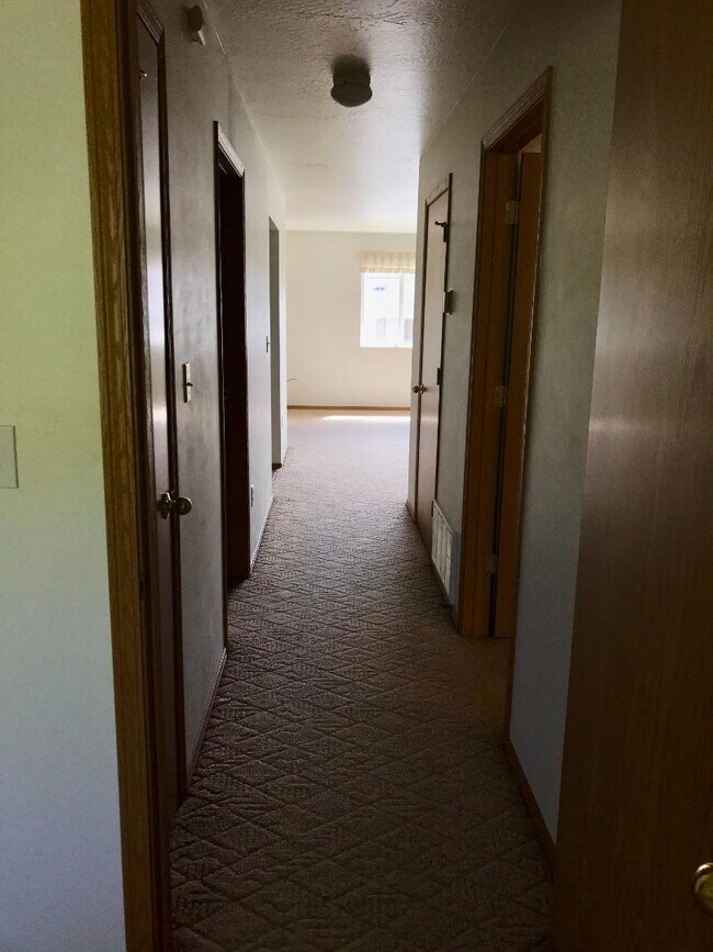 Foto del edificio - 7000 Uncle Robert Ln