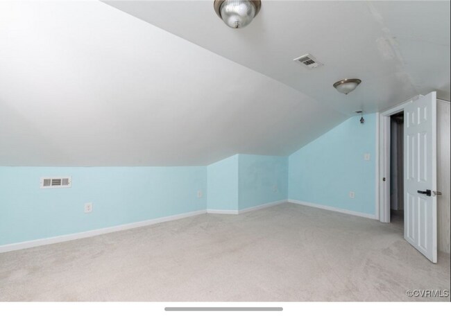 Foto del edificio - 2203 Edwards Ave