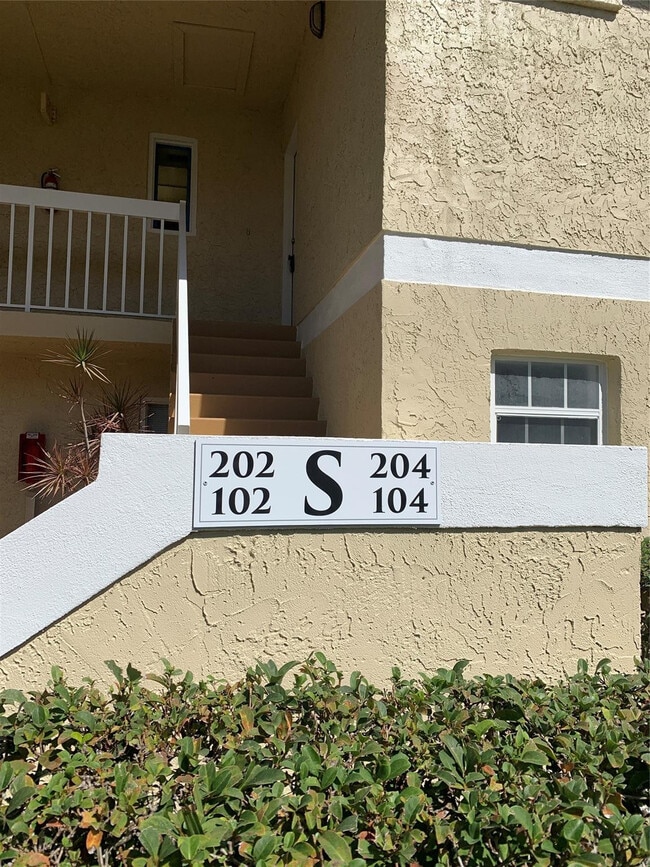 Foto del edificio - 1560 SE Royal Green Cir