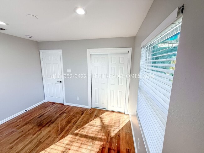 Foto del edificio - 6700 Reeves St