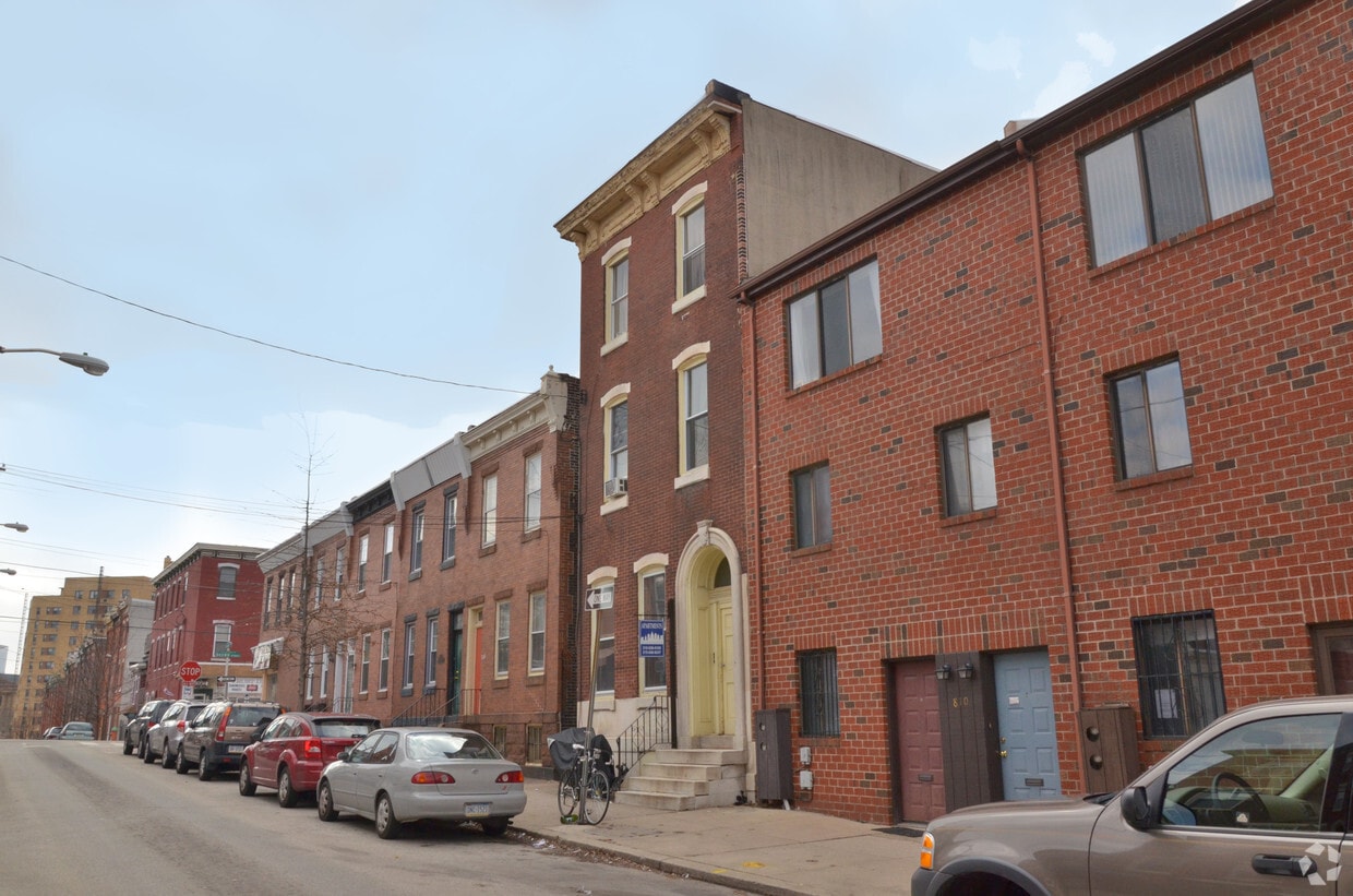 Building Photo - 808 N 26th St