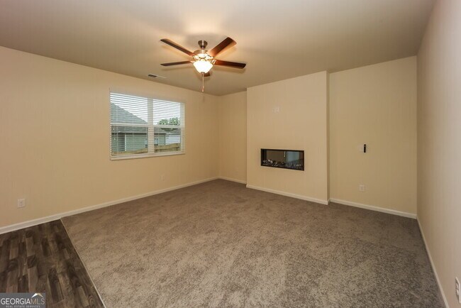 Building Photo - 372 Hamilton Pointe Dr
