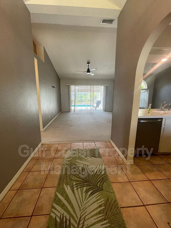 Foto del edificio - 2527 Logsdon St