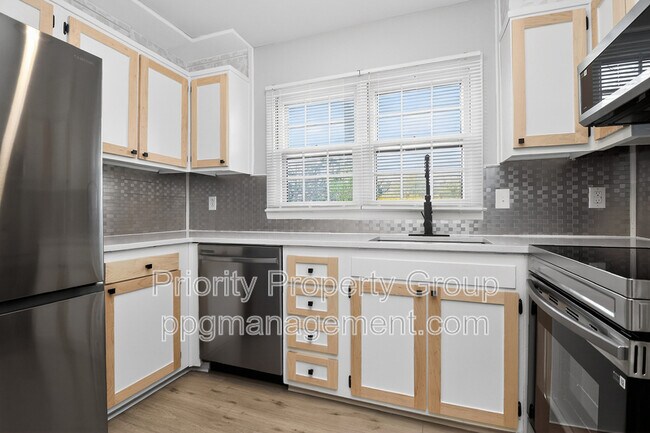 Foto del edificio - 4601 Coronado Dr