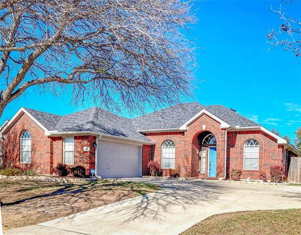 Primary Photo - 124 Silver Rock Dr