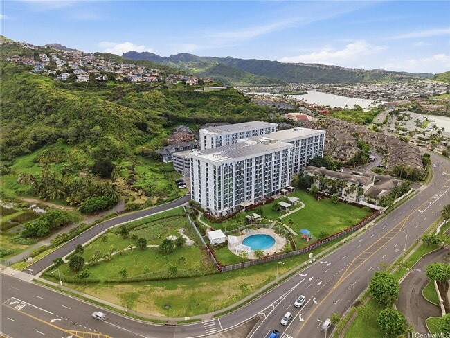 Building Photo - 7000 Hawaii Kai Dr