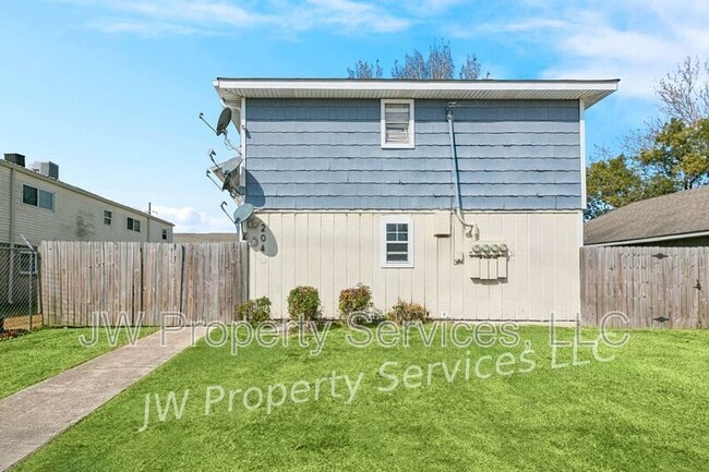 Building Photo - 204 Wilker Neal Ave