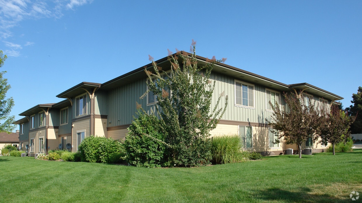 Primary Photo - Sisters Villa