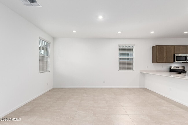 Foto del edificio - 9812 W Catalina Dr