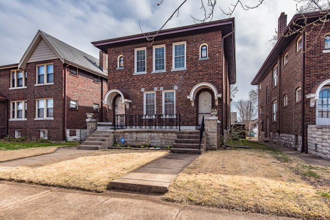 Foto del edificio - 4962 Parker Ave