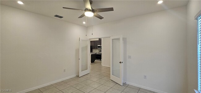 Building Photo - 408 Bahia Grande Ave