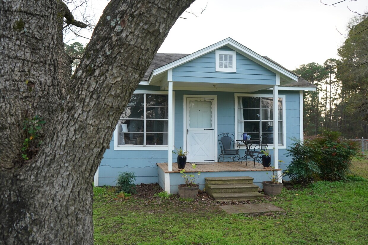 2400 Holmes Rd, Marshall, TX 75672 House Rental in Marshall, TX